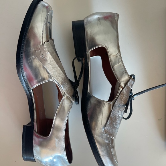 Rebecca Minkoff Silver Leather Loafers Oxford flats Cutout sides 7.5 chic - Picture 4 of 16